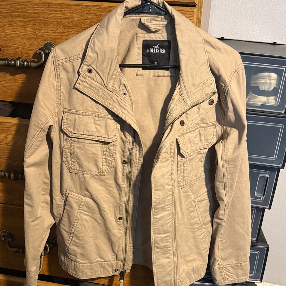 Hollister Men's Beige Field Jacket